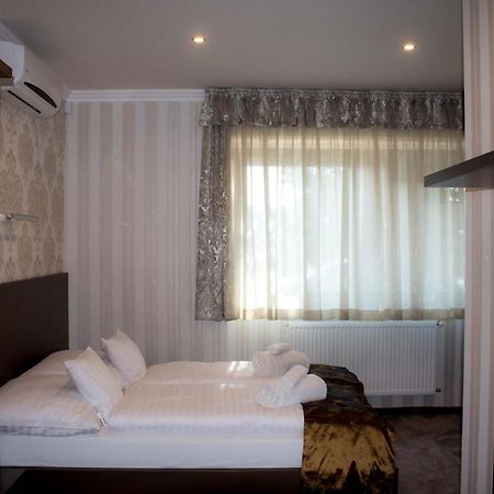 Control Motel Jászberény 外观 照片