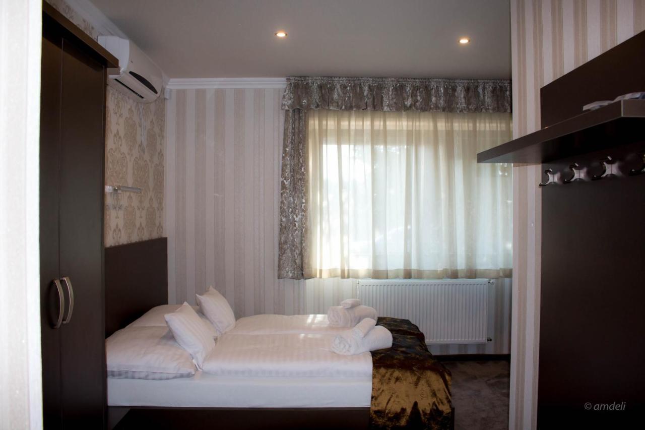 Control Motel Jászberény 外观 照片